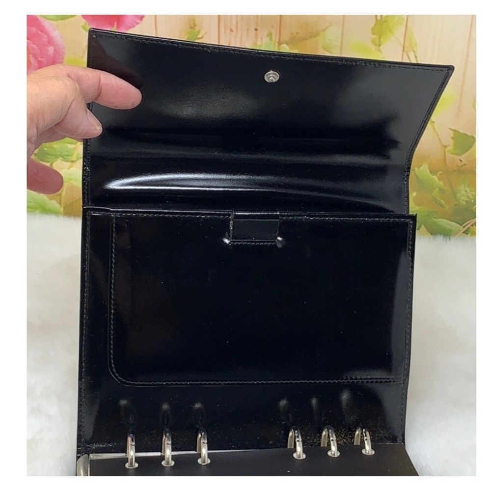 Authentic Gucci Book Case - Picture 7 of 10